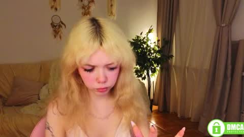 rochelle_dolly online show from May 2026 09:44:02 PM