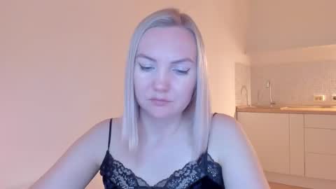 rock__baby online show from February 2025 10:41:01 PM