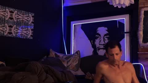 Snapshot of rockemx chatting on December 2024 05:01:02 PM rockemx online show from December 2024 05:01:02 PM