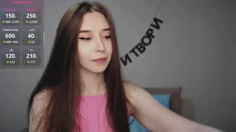 Snapshot of rocketsgirl chatting on October 2025 05:49:01 AM rocketsgirl online show from October 2025 05:49:01 AM