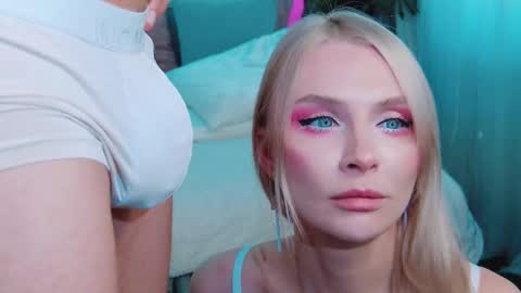 Lina and Den online show from October 2025 10:27:02 AM