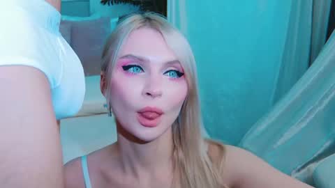 Lina and Den online show from June 2026 05:53:02 AM