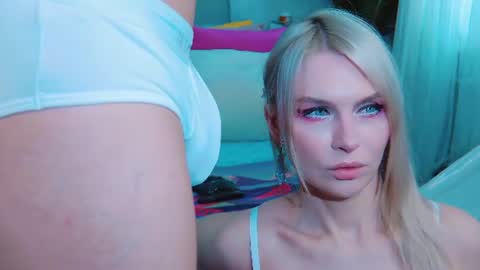 Lina and Den online show from July 2026 06:29:01 AM