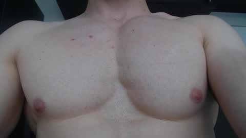 rocky muscle online show from December 2025 03:32:01 PM