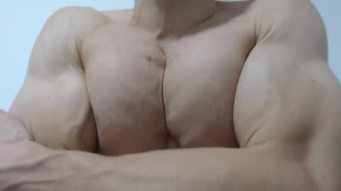 rocky muscle online show from April 2026 06:16:01 PM