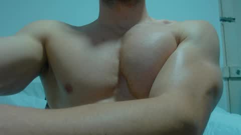 rocky muscle online show from May 2026 04:40:02 AM