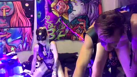 Snapshot of rod77knee chatting on December 2024 10:48:01 AM rod77knee online show from December 2024 10:48:01 AM