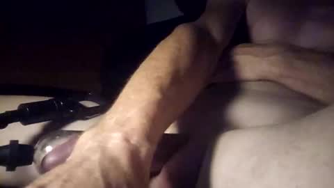 Snapshot of rod77knee chatting on February 2026 08:18:01 PM rod77knee online show from February 2026 08:18:01 PM