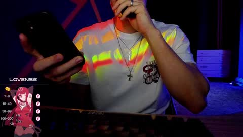 Snapshot of rodarri chatting on January 2025 12:02:02 PM MY NAME CAN SEE ALL MY CUM VIDEO BUY FAN SUB. online show from January 2025 12:02:02 PM