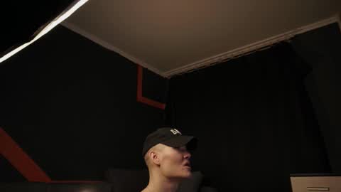 Snapshot of rodarri chatting on January 2026 10:01:02 PM MY NAME CAN SEE ALL MY CUM VIDEO BUY FAN SUB. online show from January 2026 10:01:02 PM