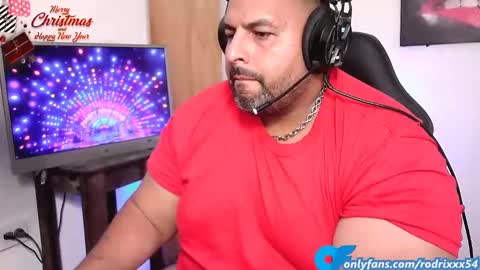 Snapshot of rodrixxx54 chatting on December 2024 10:45:01 PM rodrixxx54 online show from December 2024 10:45:01 PM