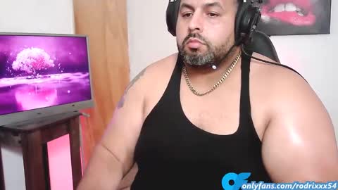 Snapshot of rodrixxx54 chatting on February 2025 12:31:02 AM rodrixxx54 online show from February 2025 12:31:02 AM