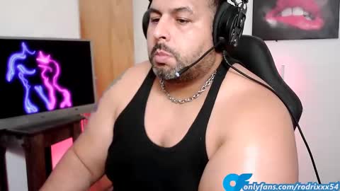 Snapshot of rodrixxx54 chatting on February 2025 12:19:01 AM rodrixxx54 online show from February 2025 12:19:01 AM