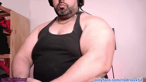 Snapshot of rodrixxx54 chatting on September 2025 10:37:01 PM rodrixxx54 online show from September 2025 10:37:01 PM