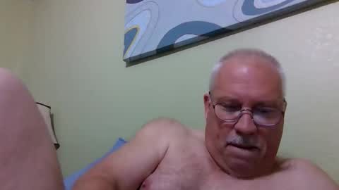 Snapshot of rodstud641 chatting on November 2025 02:21:01 AM rodstud641 online show from November 2025 02:21:01 AM