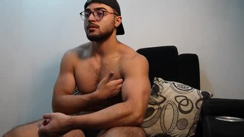 Roger Belmont online show from October 2025 05:09:02 AM