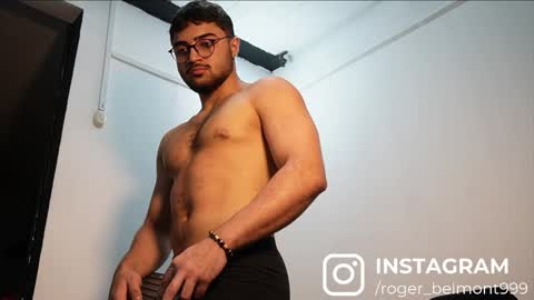 Snapshot of roger_belmont chatting on November 2025 04:33:02 AM Roger Belmont online show from November 2025 04:33:02 AM