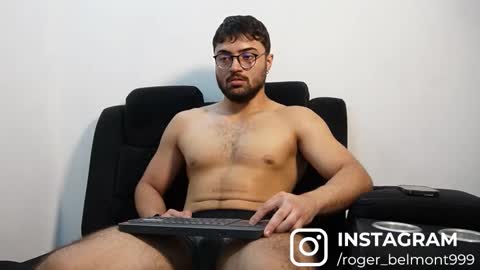 Snapshot of roger_belmont chatting on January 2026 10:34:02 PM Roger Belmont online show from January 2026 10:34:02 PM