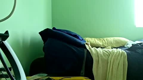 Snapshot of rojo22712 chatting on September 2025 06:13:02 PM Mr. Red online show from September 2025 06:13:02 PM