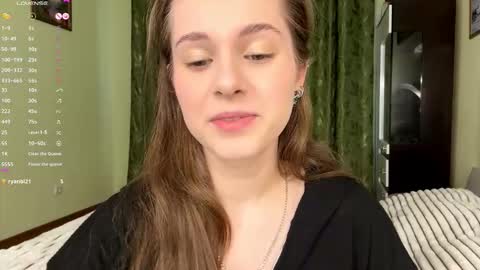 Snapshot of rolandaslatten chatting on January 2026 08:19:02 AM Mia online show from January 2026 08:19:02 AM