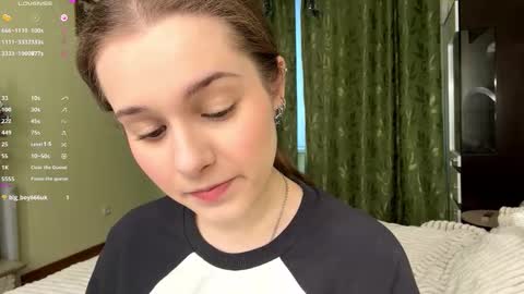 Snapshot of rolandaslatten chatting on January 2026 09:46:02 AM Mia online show from January 2026 09:46:02 AM