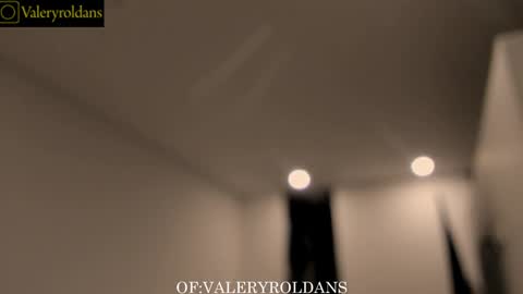 Valery Roldans online show from January 2025 02:37:02 AM