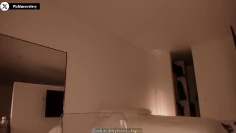 Valery Roldans online show from June 2026 03:23:02 AM