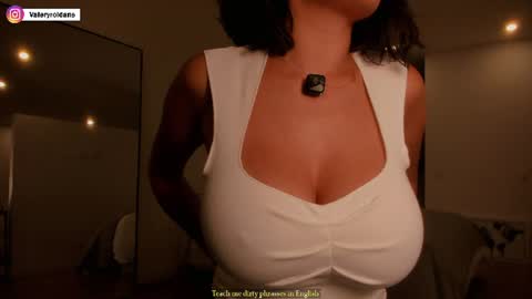 Valery Roldans online show from July 2026 03:22:02 AM