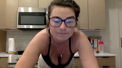 rollingtooeasy online show from March 2025 04:00:02 PM
