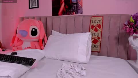 Marcela online show from February 2025 08:43:02 PM