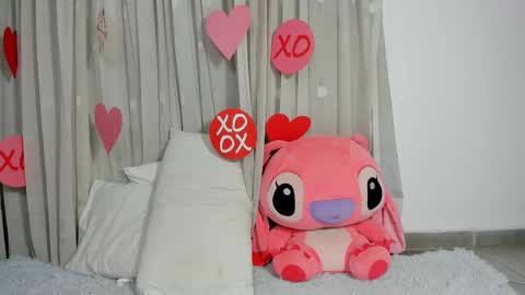 Marcela online show from February 2025 07:07:01 PM