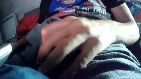 Snapshot of romain954 chatting on April 2026 08:26:01 PM romain online show from April 2026 08:26:01 PM