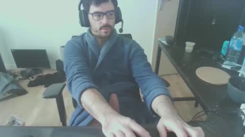 Snapshot of romainb72 chatting on January 2025 10:16:02 AM romainb72 online show from January 2025 10:16:02 AM