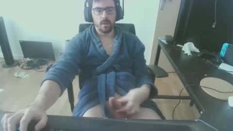 Snapshot of romainb72 chatting on February 2025 12:22:02 PM romainb72 online show from February 2025 12:22:02 PM