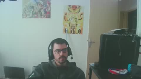 Snapshot of romainb72 chatting on March 2025 08:37:02 AM romainb72 online show from March 2025 08:37:02 AM