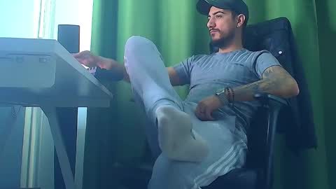 Snapshot of romaniamaster1 chatting on January 2026 06:51:02 AM romaniamaster1 online show from January 2026 06:51:02 AM