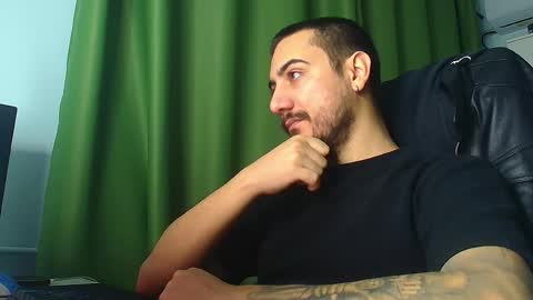 Snapshot of romaniamaster1 chatting on January 2026 06:50:02 AM romaniamaster1 online show from January 2026 06:50:02 AM