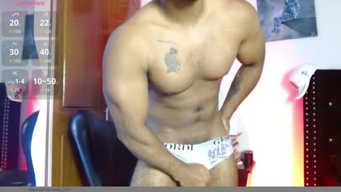 Snapshot of romanpearce_ chatting on May 2026 07:52:02 PM Roman online show from May 2026 07:52:02 PM