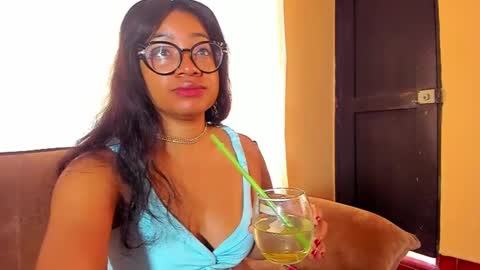 Snapshot of romantic_stargirl chatting on January 2025 02:31:01 PM Is A Belle online show from January 2025 02:31:01 PM