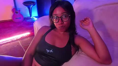 Snapshot of romantic_stargirl chatting on February 2025 02:15:01 AM Is A Belle online show from February 2025 02:15:01 AM