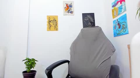 Snapshot of romantic_stargirl chatting on March 2025 01:49:02 PM Is A Belle online show from March 2025 01:49:02 PM