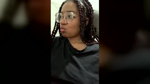 Is A Belle online show from December 2025 03:11:01 AM