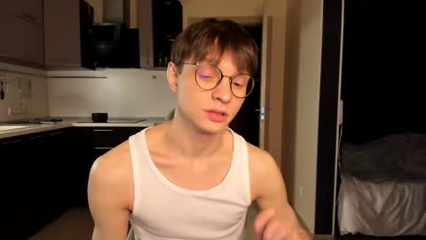 Romeo online show from September 2025 03:34:01 PM