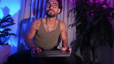 Snapshot of romeocolin_ chatting on September 2025 04:56:02 AM R O M E O online show from September 2025 04:56:02 AM