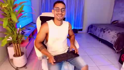 R O M E O  online show from July 2026 02:40:01 AM