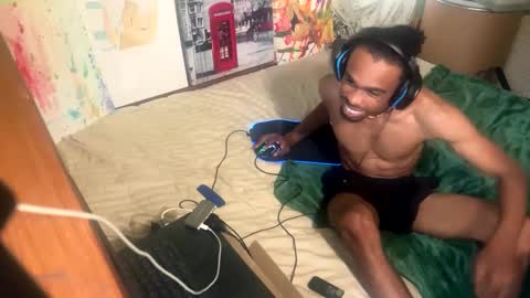 Snapshot of romeotyn chatting on February 2025 10:51:01 PM romeotyn online show from February 2025 10:51:01 PM