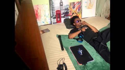 Snapshot of romeotyn chatting on February 2025 01:15:01 AM romeotyn online show from February 2025 01:15:01 AM