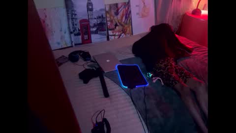 Snapshot of romeotyn chatting on February 2025 07:26:02 AM romeotyn online show from February 2025 07:26:02 AM