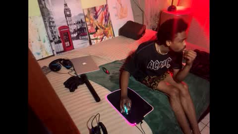 Snapshot of romeotyn chatting on February 2025 10:29:01 AM romeotyn online show from February 2025 10:29:01 AM