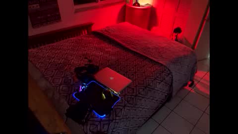 Snapshot of romeotyn chatting on February 2025 09:45:02 AM romeotyn online show from February 2025 09:45:02 AM